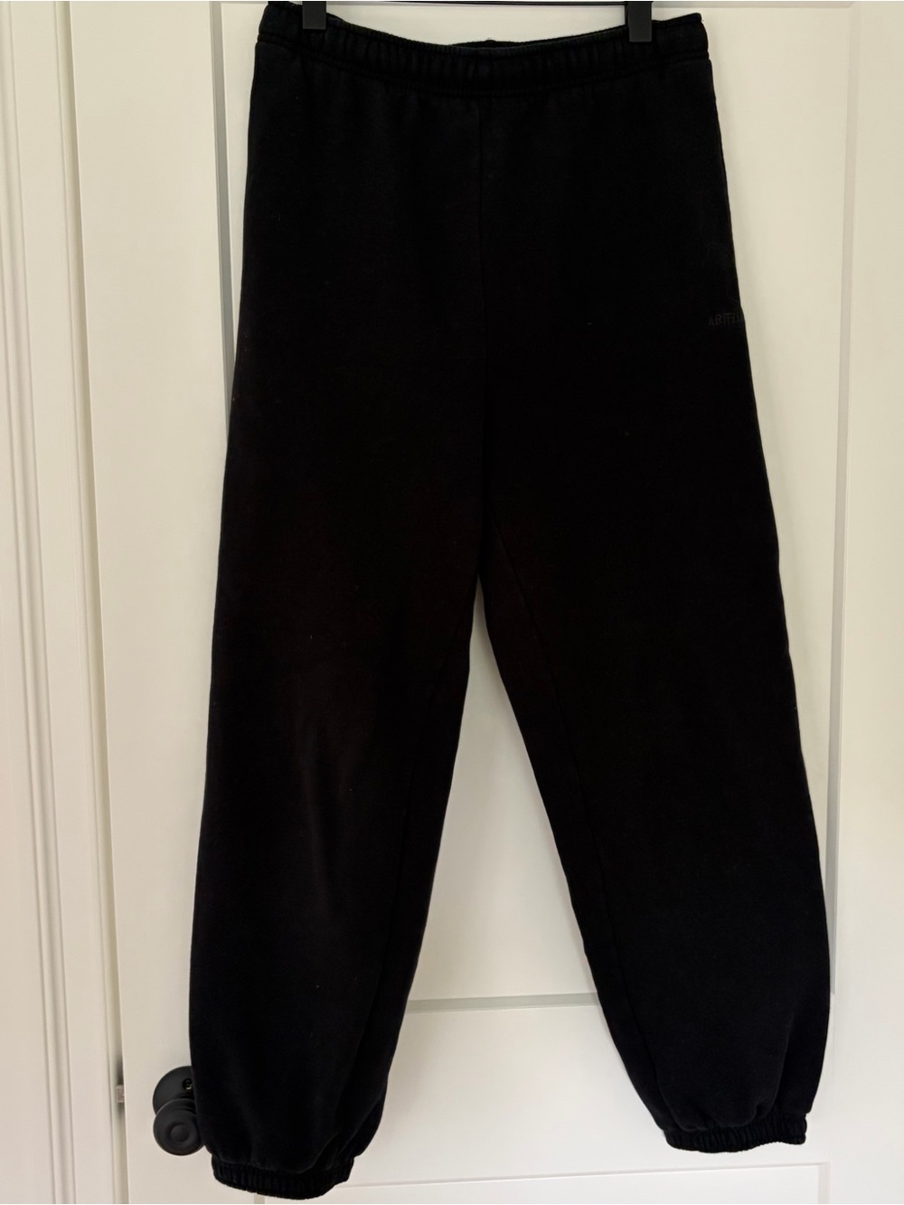 Aritzia Black Cozy Sweatfleece Mega Joggers